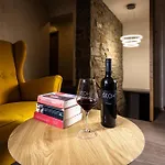 Stok - Rooms, Wine & Restaurant - Marezige, Koper Alojamento de Acomodação e Pequeno-almoço 4*