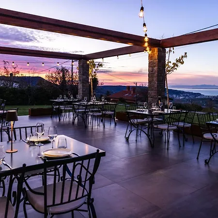Stok - Rooms, Wine & Restaurant - Marezige, Koper Alojamento de Acomodação e Pequeno-almoço Marezige