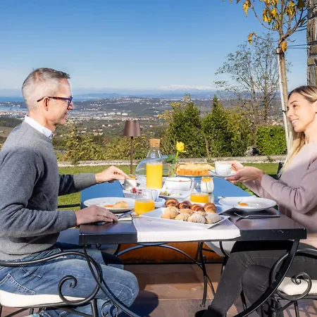 Bed & Breakfast Stok - Rooms, Wine & Restaurant - Marezige,