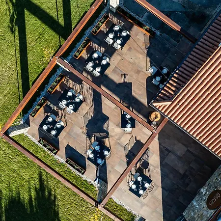 Stok - Rooms, Wine & Restaurant - Marezige, Bed & Breakfast