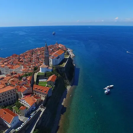 Stok - Rooms, Wine & Restaurant - Marezige, Koper Alojamento de Acomodação e Pequeno-almoço