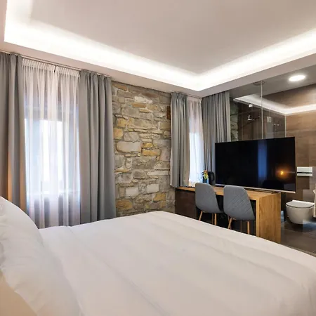 Bed & Breakfast Stok - Rooms, Wine & Restaurant - Marezige, *