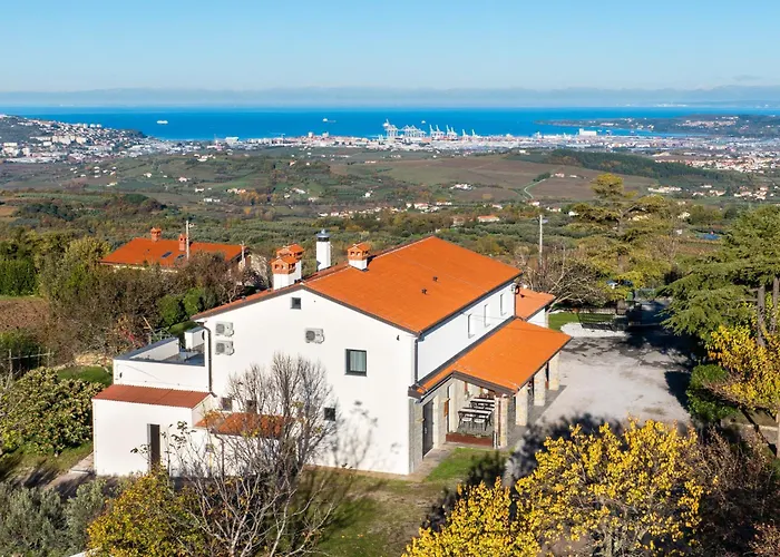 štok - Rooms, Wine&restaurant - Marezige, Koper Bed & Breakfast 4*