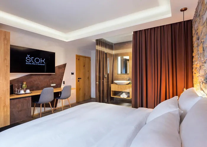 štok - Rooms, Wine&restaurant - Marezige, Koper Bed & Breakfast Marezige